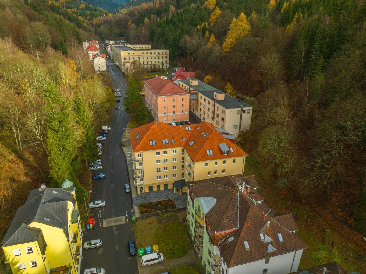Apartman Claudia - Rezidence K Lanovce Jáchymov Exterior foto
